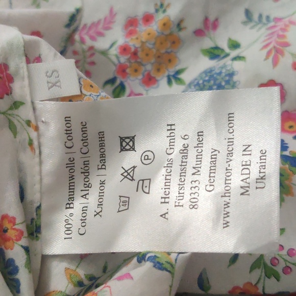 Horror Vacui Collia Smocked High Neck Blouse in White Floral XS - Picture 6 of 6